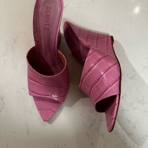 SCHUTZ Fuchsia Croc-Embossed Mules
